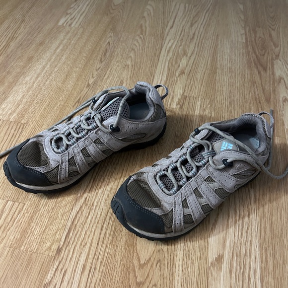 COLUMBIA HIKING SHOES SIZE 7 - Picture 5 of 7